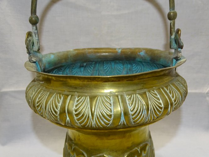 -ANCIEN SEAU A EAU BENITE EN LAITON XVIIIe  manque interieur JUS de grenier    D
