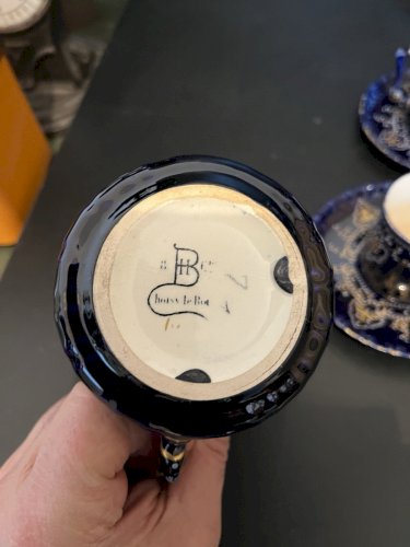 ancien service à cafe bleu décor perle et dorures HB  Choisy le Roi  9 pieces