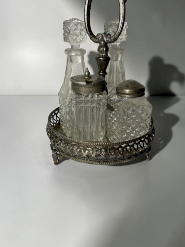 Ancien serviteur à condiments en verre taillé et métal argenté – Huilier vinaigrier, moutardier et salière – Art de la table