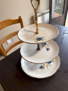 Ancien serviteur muet 3 étages en porcelaine Décor floral Bleu et Or