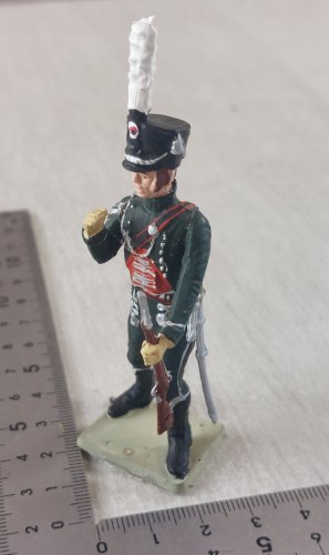 Ancien soldat, cavalier de la gendarmerie, en plastique peint, Starlux Empire