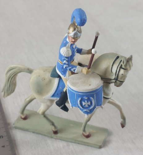 Ancien soldat, timbalier carabinier, 1811, en plastique peint, Starlux Empire
