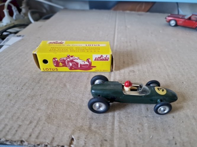 Ancien Solido FRANCE 118  Lotus en boite jamais jouée