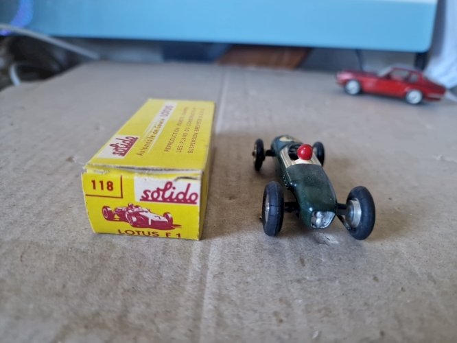 Ancien Solido FRANCE 118  Lotus en boite jamais jouée