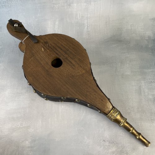 Ancien soufflet bois cuir déco cheminée au coin du feu bois décor laiton relief