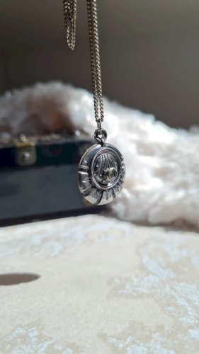 Ancien Stanhope en argent art déco pendentif vue religieuse N.D De Quézac