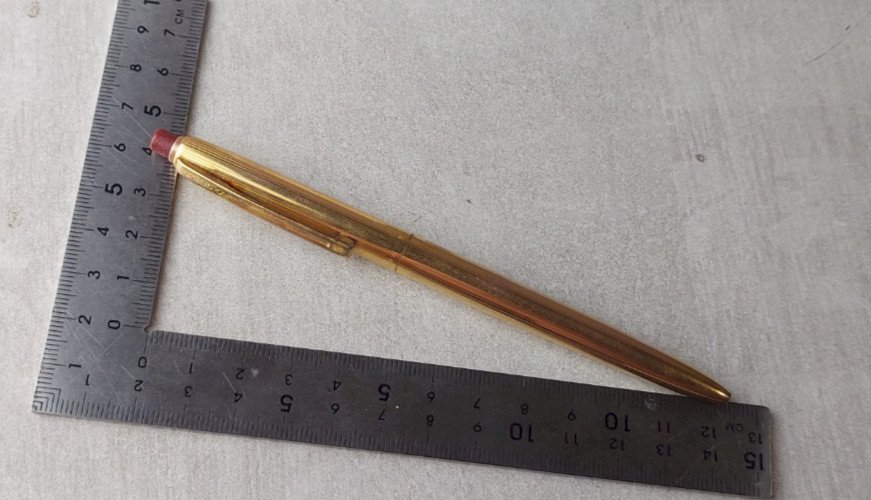 Ancien stylo bille, en plaqué or, Waterman ^