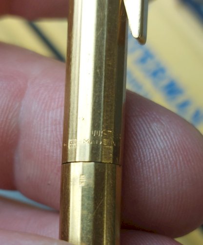 Ancien stylo bille, en plaqué or, Waterman ^