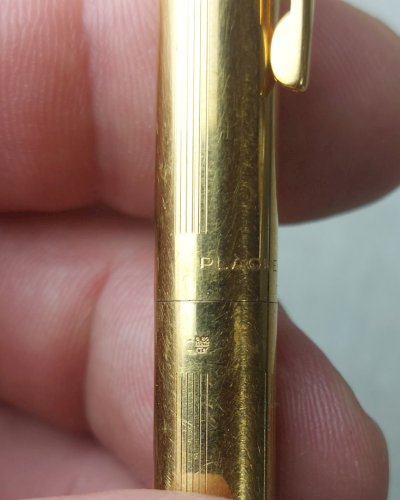 Ancien stylo bille, en plaqué or, Waterman ^