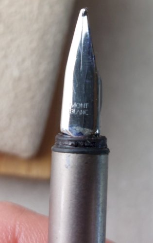 Ancien stylo plume, Noblesse, plume en or 14 carats, Mont Blanc ^