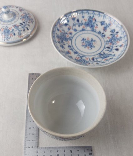 Ancien sucrier en porcelaine, décor fleurs et oiseaux, Greiner Rauenstein