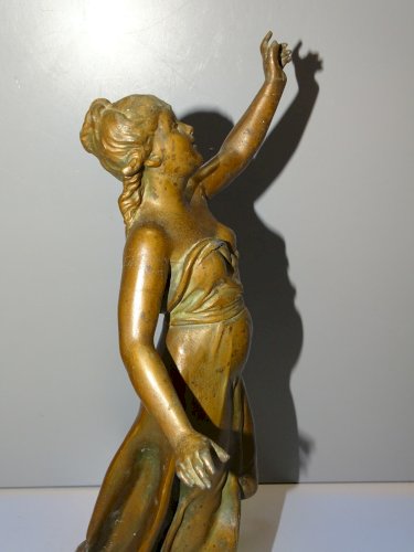 -ANCIEN SUJET REGULE LA PAIX par ROUSSEAU pour PENDULE GARNITURE DE CHEMINEE  D