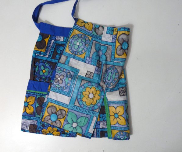 ancien tablier vintage années 70