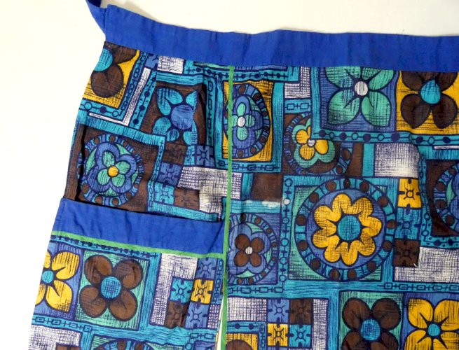 ancien tablier vintage années 70