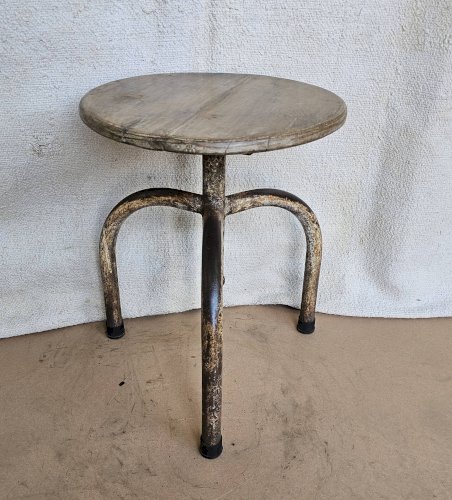 Ancien tabouret datelier en teck + fer forgé
