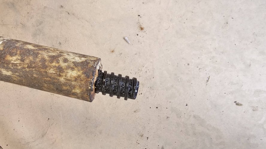 Ancien tabouret datelier en teck + fer forgé