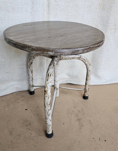 Ancien tabouret datelier en teck + fer forgé