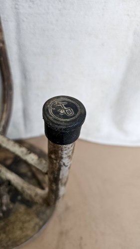 Ancien tabouret datelier en teck + fer forgé