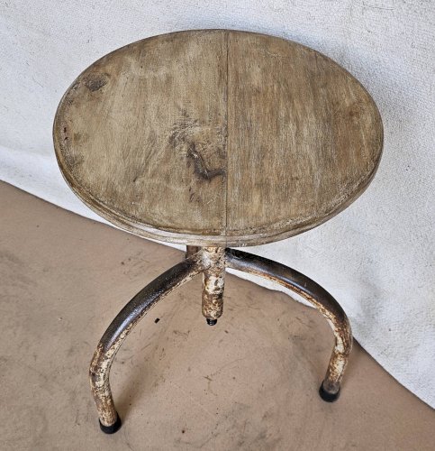 Ancien tabouret datelier en teck + fer forgé