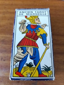 Ancien tarot de Marseille cartomancie grimaud année 80-90 en bon état