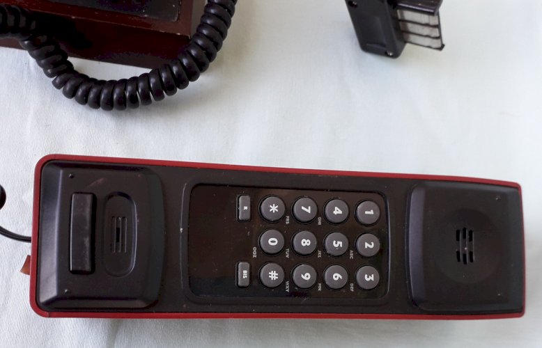 Ancien téléphone bus anglais