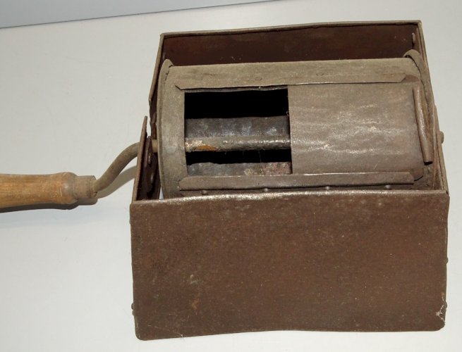 -ANCIEN TORREFACTEUR A CAFE EN METAL à POSER SUR 1 CUISINIERE DECO COLLECTION  D