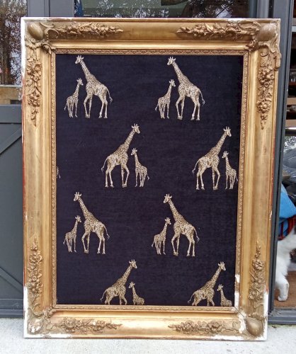 Ancien Très Grand Cadre Doré Encadrement Velours Décor Girafe Pièce Unique