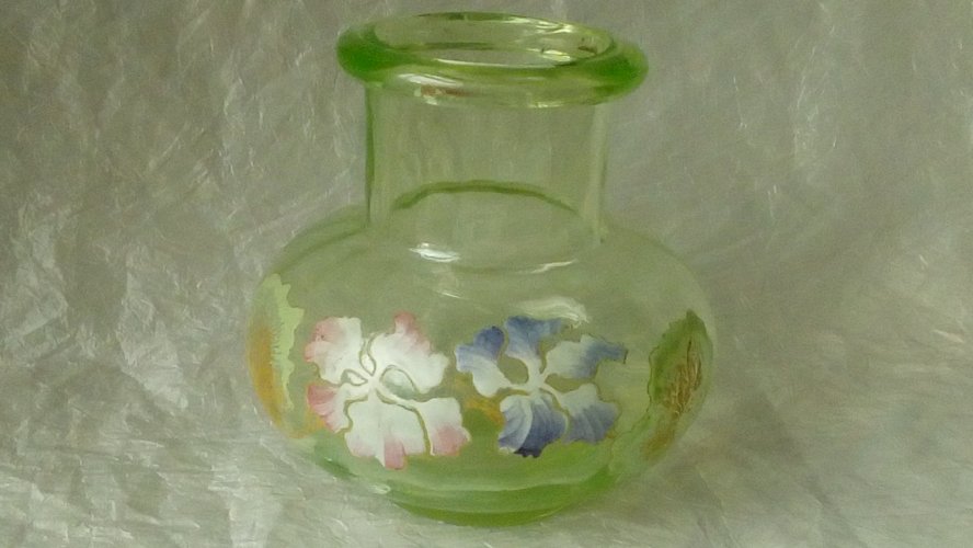 ANCIEN VASE BOULE EN VERRE EMAILLE EMAIL GRAS**
