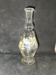 ancien vase /bouteille en verre à facette decor emaillé Legras? en bon etat