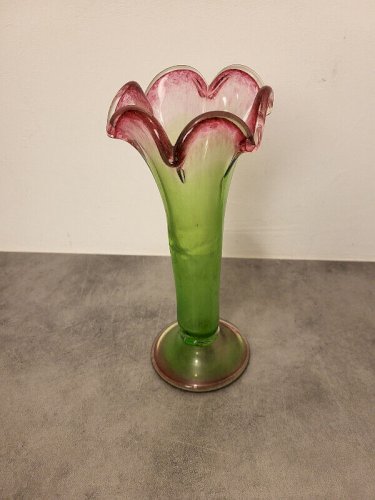ANCIEN VASE EN CRISTAL MULTICOLORE VERT ROSE