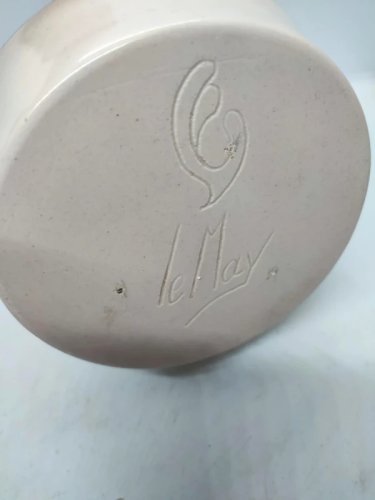 Ancien vase en grès tourné vernissé Décor floral signé Lemay, poterie de Novacelles en bel etat
