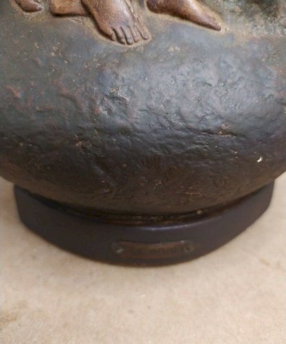 Ancien vase En Plâtre Marque  Le soir France Avec Poinçon(made in chiner )