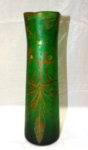 -ANCIEN VASE PATE DE VERRE de COULEUR VERTE MOTIFS Dorés Estompés VITRINE     D