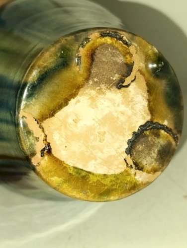 ancien vase/ pot emaillé multicouleur à anse en bon etat