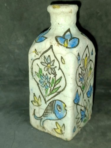 ancien vase/flacon perse? iznik? à decor floral et poisson 19eme? en bon etat