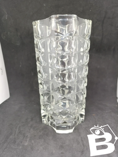 ancien verre en cristal Français milieu du 20eme siecle  en bon etat