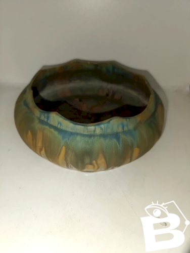 ancien vide de poche en gres flammé signé Gilbert metenier en bon etat