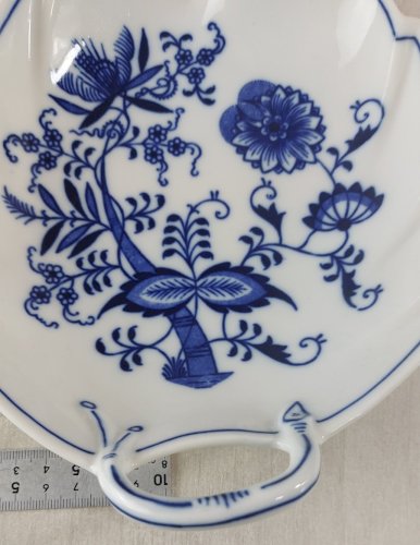 Ancien vide poche, décor Blue Onion / en porcelaine de Tchécoslovaquie / Czech