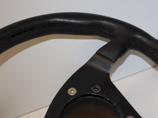 - ANCIEN VOLANT SPORT GAINE CUIR A ADAPTER JUS de GRENIER COLLECTION VHC  D