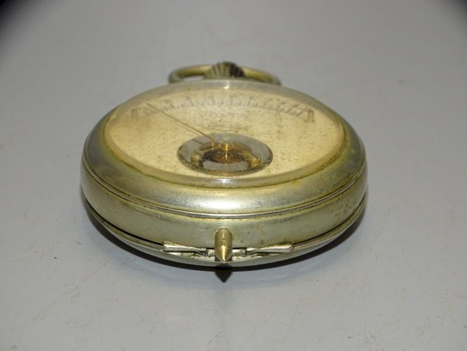 -ANCIEN VOLTMETRE de POCHE  10 VOLTS RECTA FORME MONTRE GOUSSET ARGENTAN  D