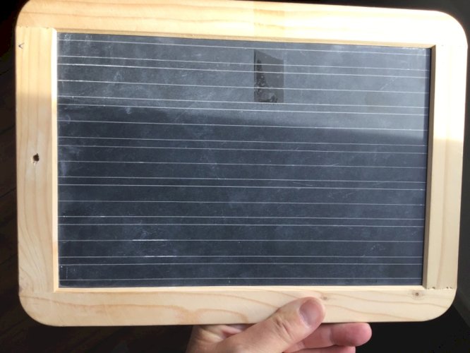 ANCIENNE ARDOISE SCOLAIRE MATÉRIEL SCOLAIRE ARDOISE.etiquette . epaisse