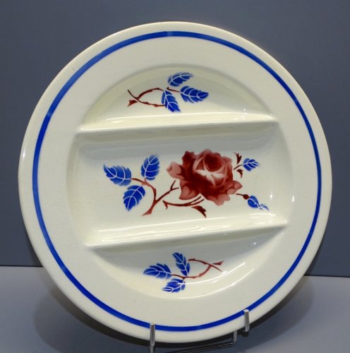 -ANCIENNE ASSIETTE A ASPERGES MODELE  CHANTAL KG LUNEVILLE COLLECTION    D