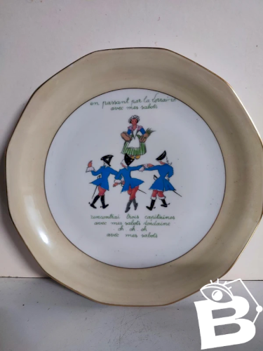 ancienne assiette belgique signé Cerabel en bon etat