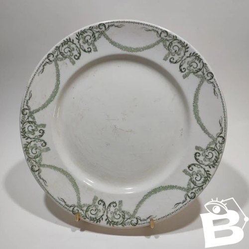 Ancienne assiette Creil & Montereau – Service Napoléon Labrador