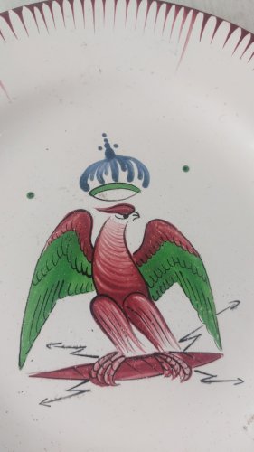 Ancienne assiette, décor à l'aigle couronné, Les Islettes ^