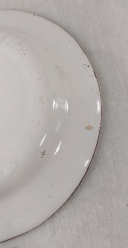 Ancienne assiette, décor à l'aigle couronné, Les Islettes ^