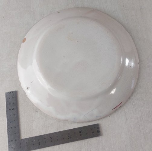 Ancienne assiette, décor chèvre sur terrasse, Les Islettes / faïence de l'Est ^