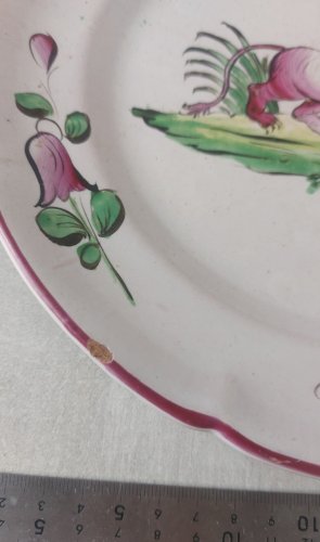 Ancienne assiette, décor lion sur terrasse, Les Islettes / faïence de l'Est ^