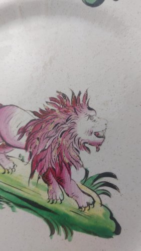 Ancienne assiette, décor lion sur terrasse, Les Islettes / faïence de l'Est ^