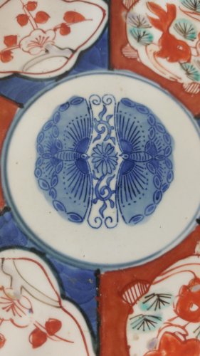 Ancienne assiette japonaise en porcelaine, décor poisson, Imari